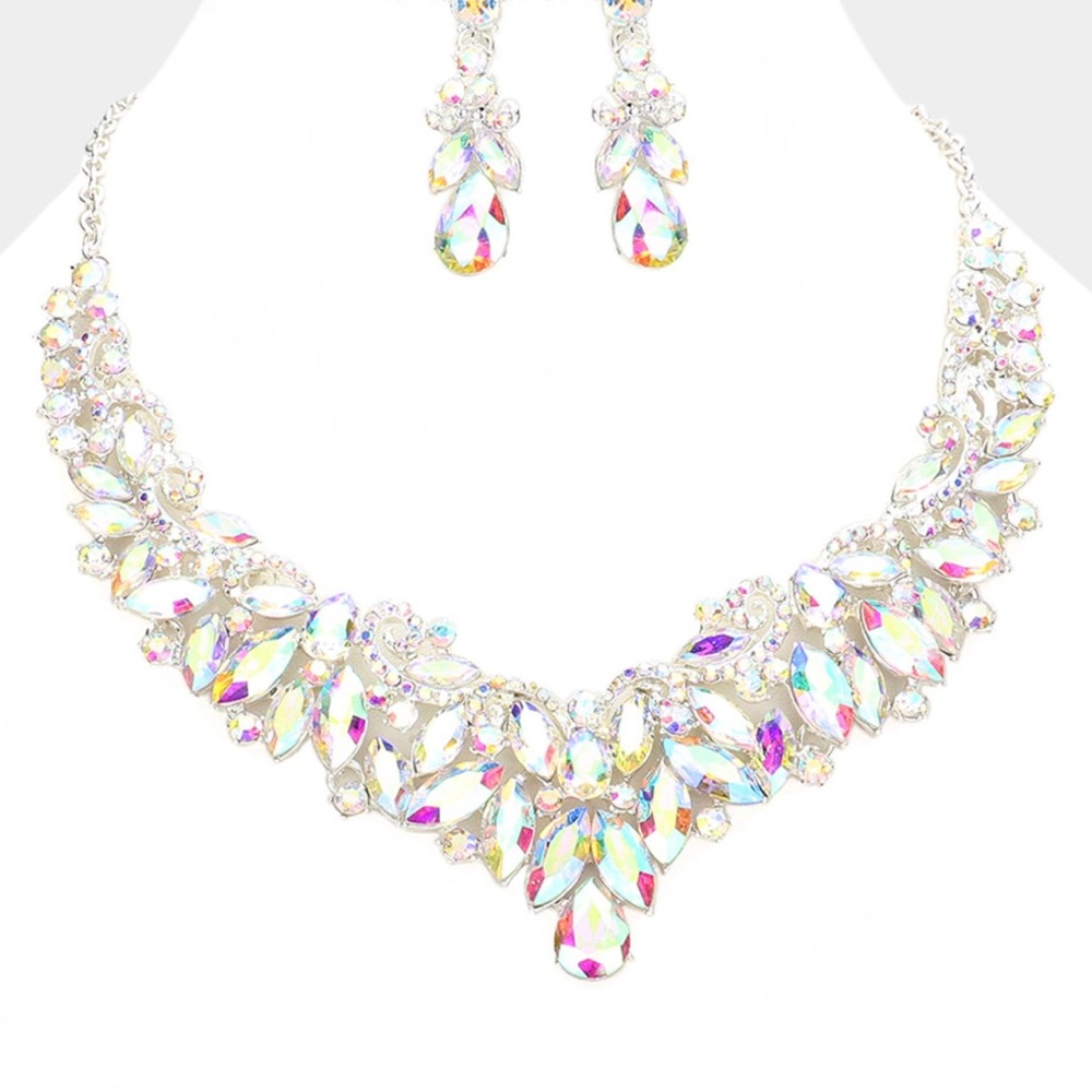 Necklace Set